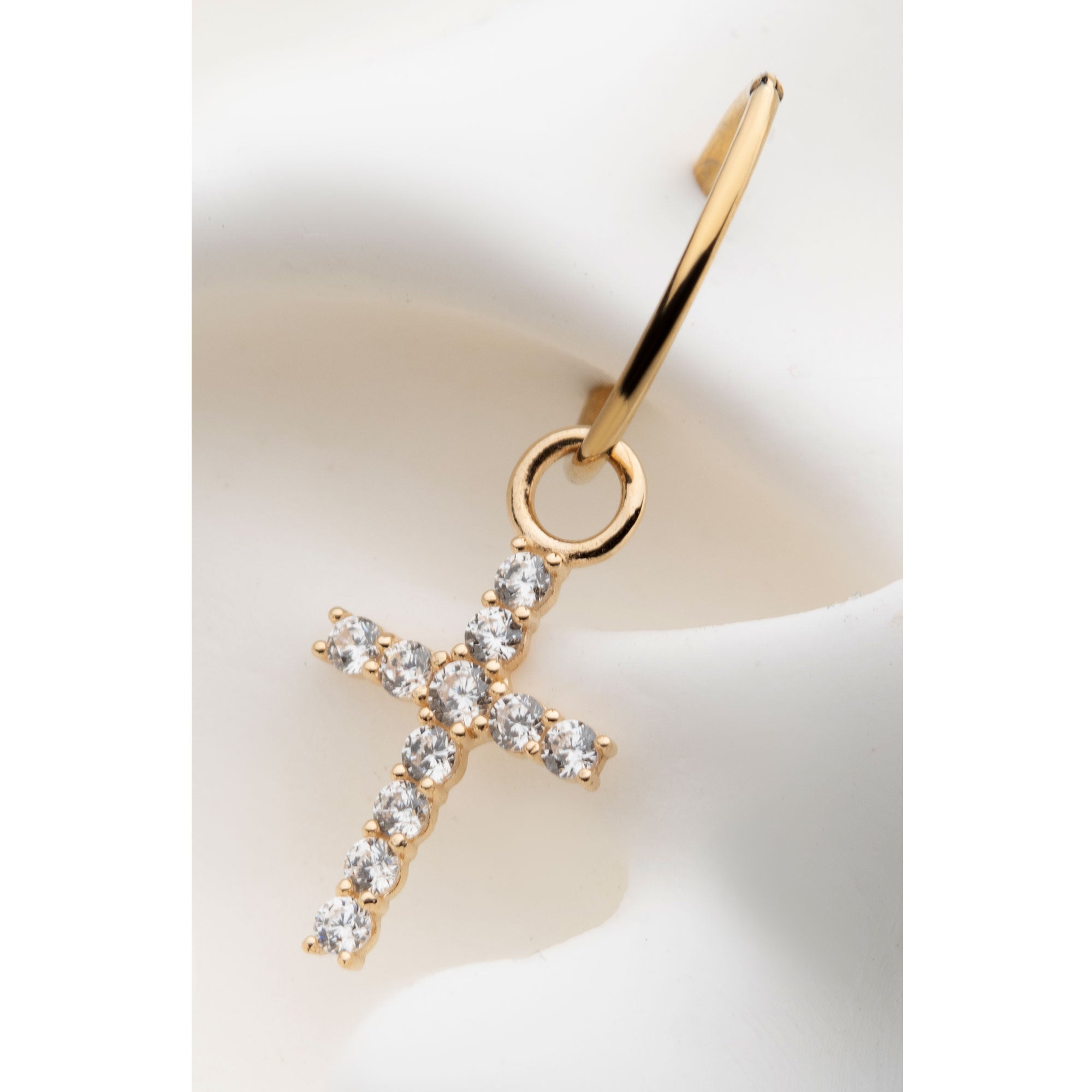 14Kt Yellow Gold Cross with Prong Set Round 11pcs Clear CZ Charm